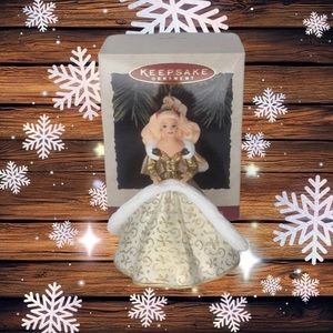 Hallmark 1994 Winter Fantasy Barbie Ornament